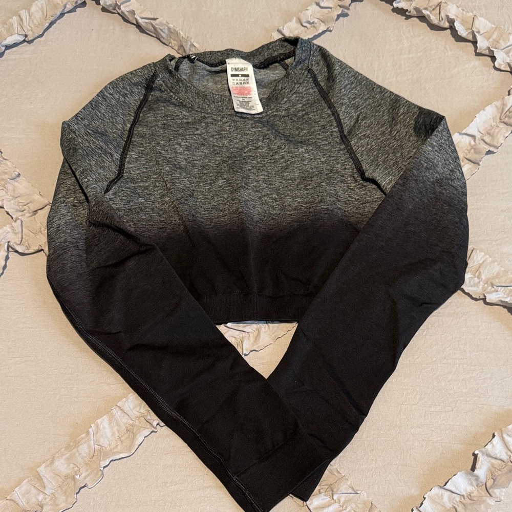 Gymshark Ombre Gray and Black Women's Crop Top